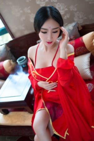 朋友善良的妻子